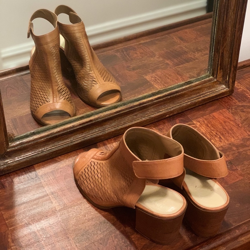 Women Roman Heel Pu Leather  Hollow Out Peep